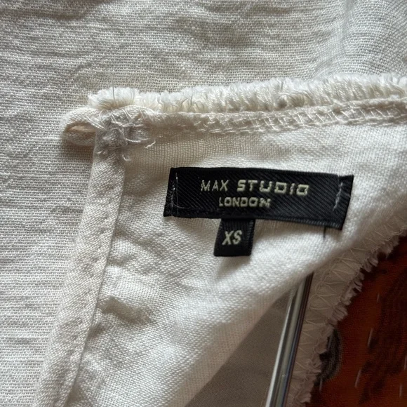 Max Studio Ruffle Front Sleeveless Top - Picture 5 of 5